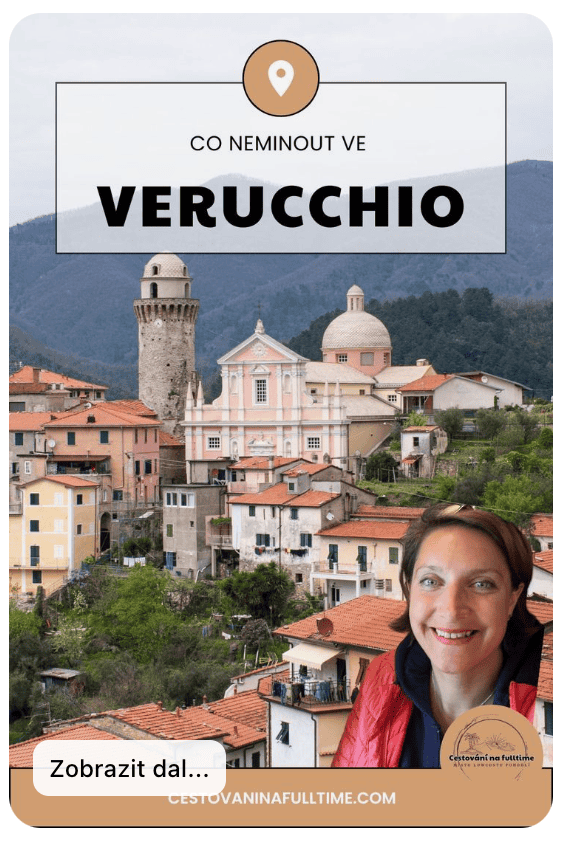 Pohled na středověké městečko Verucchio rozkládající se na kopci nad Rimini. Verucchio láká klidnou atmosférou, kamennými uličkami a nádhernými výhledy do italské krajiny – ideální místo pro romantický únik mimo turistické davy.