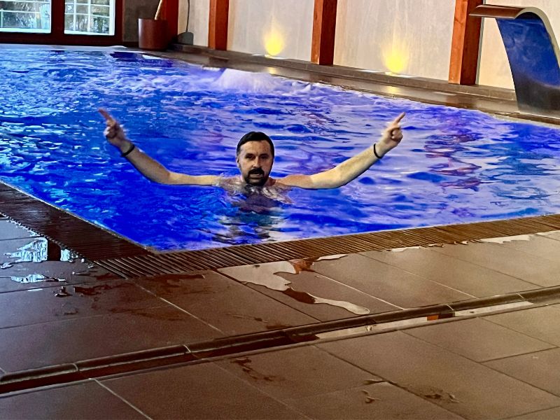 Bazén ve wellness centru Hotelu Horal v Rožnově pod Radhoštěm, který byl součástí pobytu