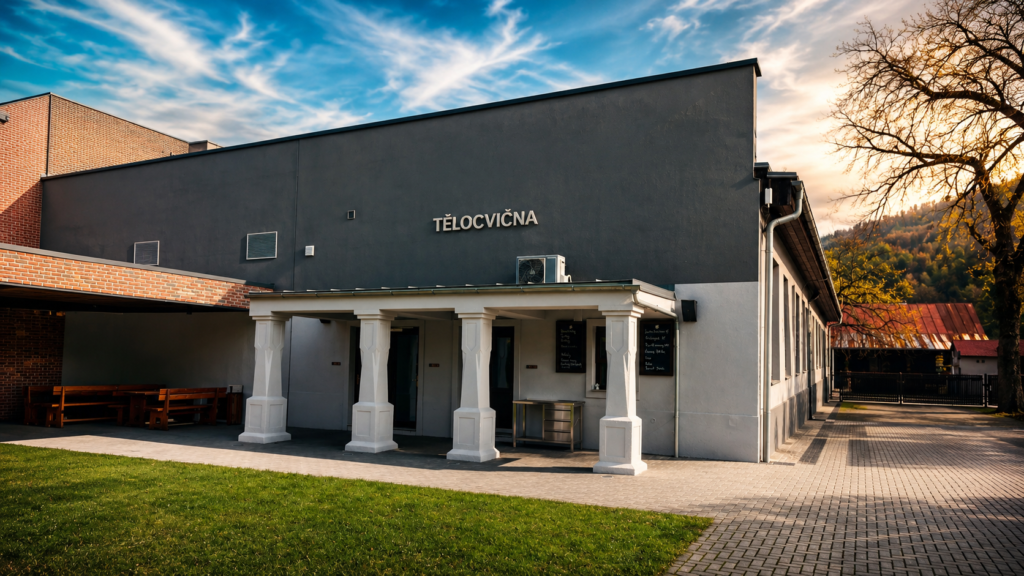 Tělocvična a sportovní zázemí u hotelu Freud v Ostravici